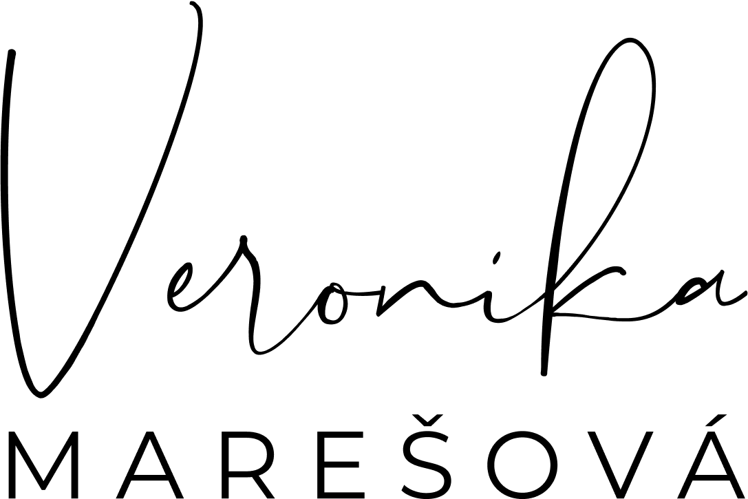 Logo Veronika Marešová